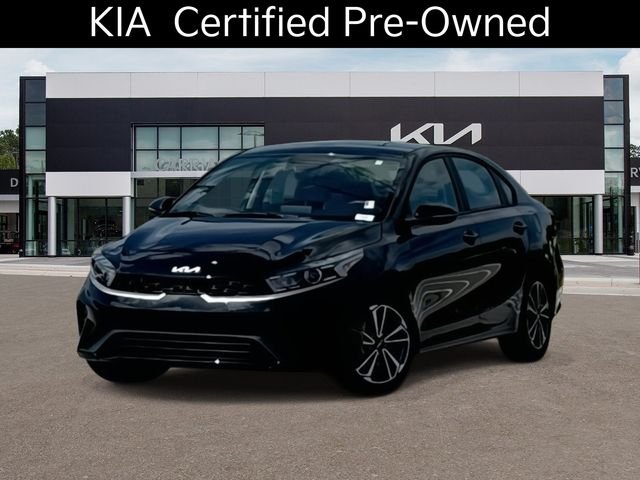 2023 Kia Forte LXS AT's photo