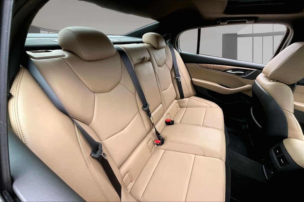 Used 2025 Silver Cadillac Premium Luxury image 29
