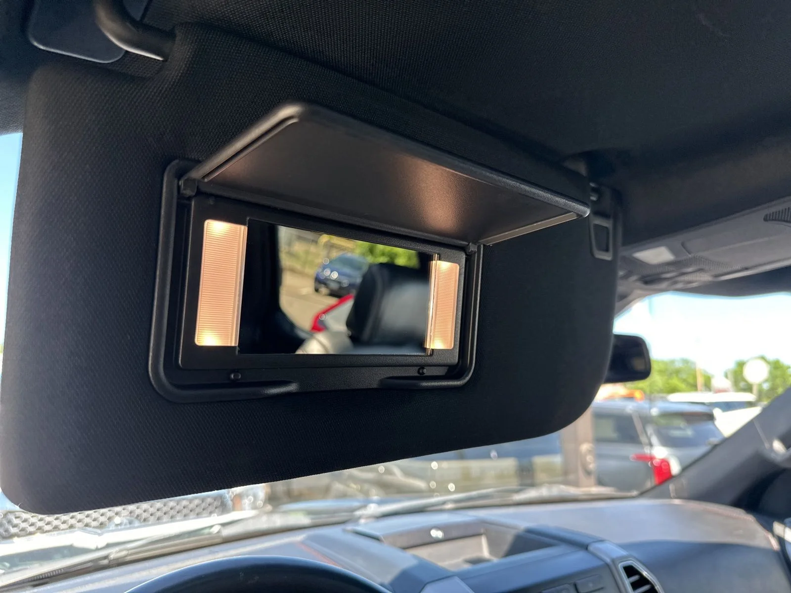 Used 2020 Black Ford Platinum image 83