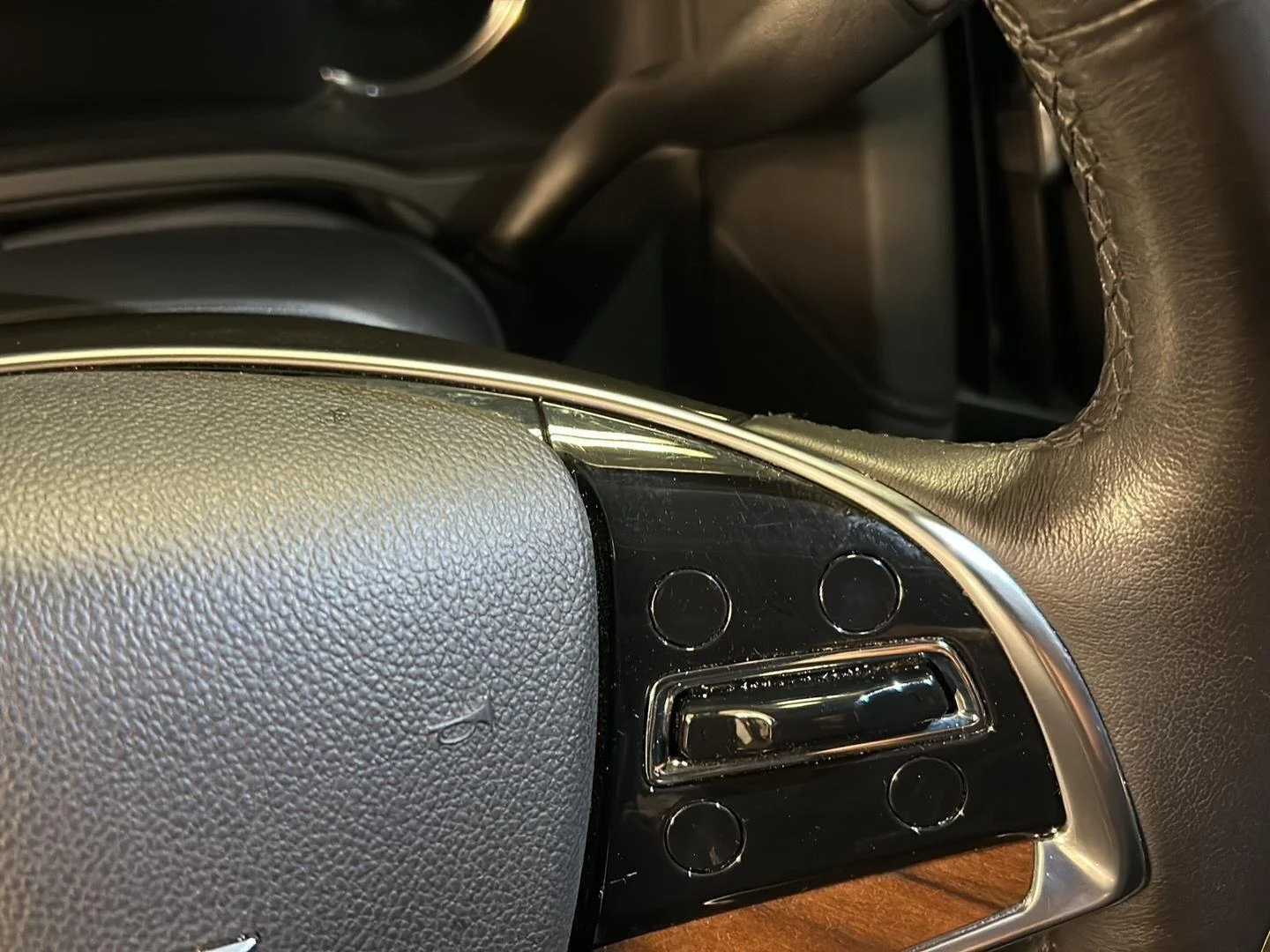 Used 2020 Black Raven Cadillac Premium Luxury image 19