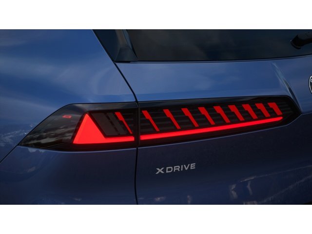New 2027 Ocean Wave Blue Metallic BMW  image 8