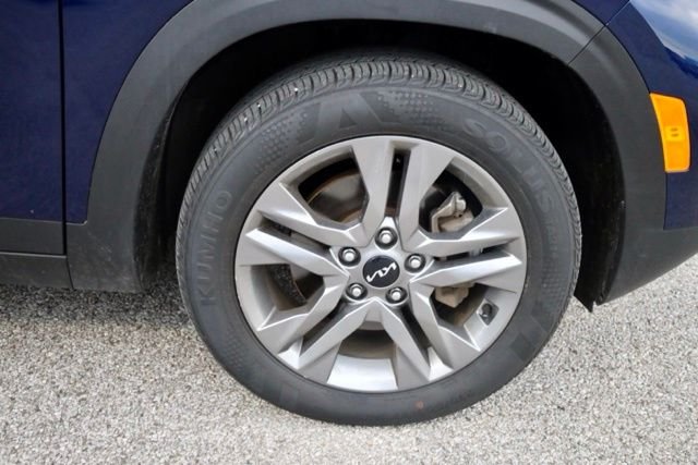 Used 2023 Ocean Blue Kia S image 14