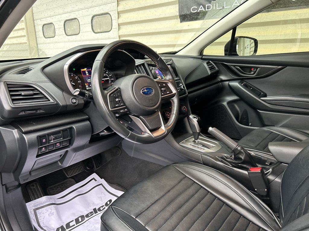 Used 2018 Dark Gray Metallic Subaru Premium image 9