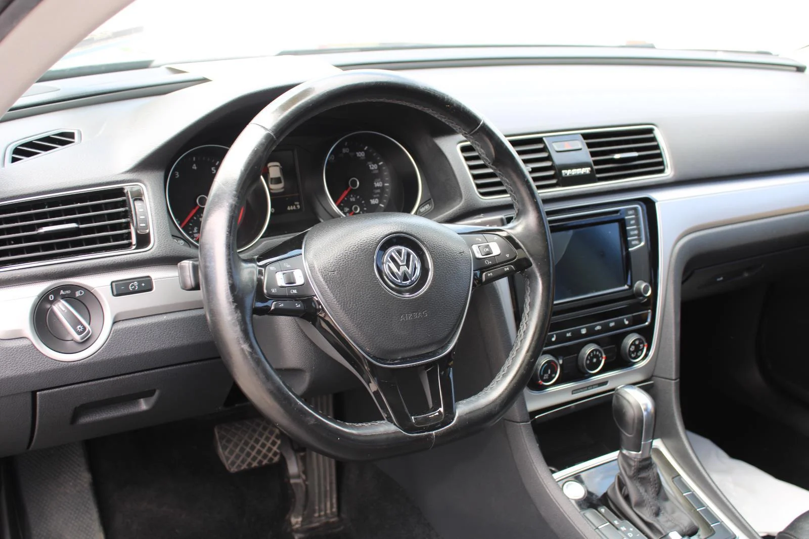Used 2019 Deep Black Pearl Volkswagen 2.0T Wolfsburg Edition image 5
