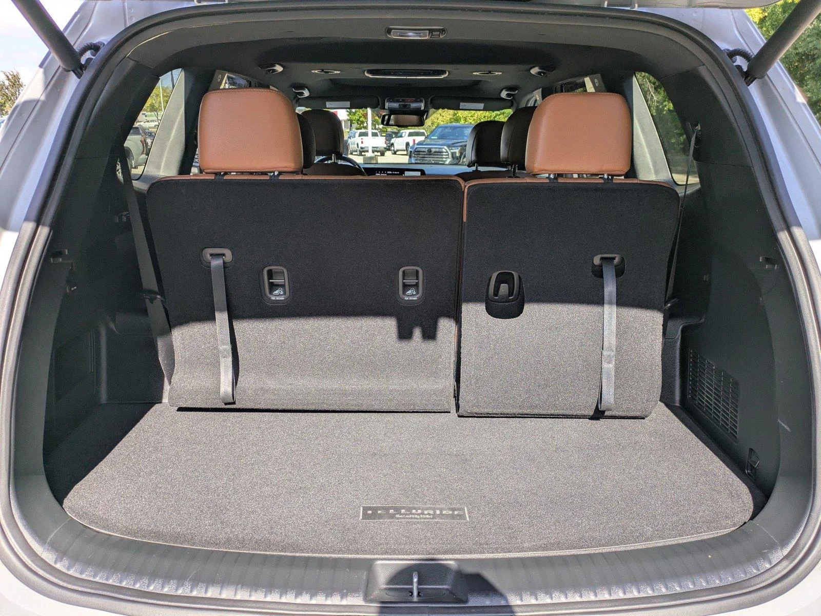 Used 2024 Wolf Gray Kia EX X-Line image 13