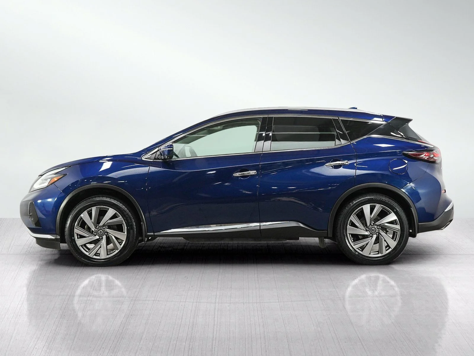 Used 2019 Nissan Murano SL with VIN 5N1AZ2MS9KN104814 for sale in Minneapolis, Minnesota