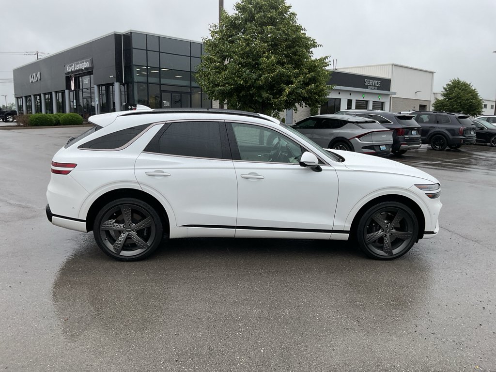 Used 2025 Uyuni White Genesis 3.5T Sport image 11