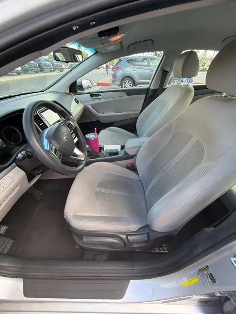 Used 2018 Symphony Silver Hyundai SE image 10