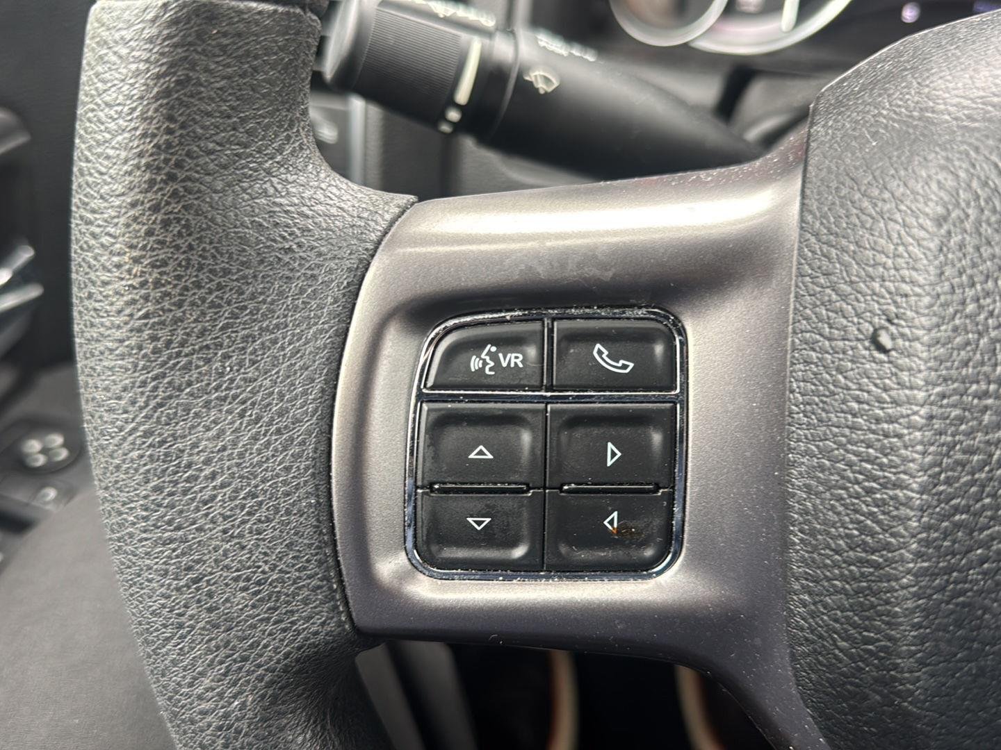 Used 2021 Patriot Blue Pearlcoat Ram Warlock image 13