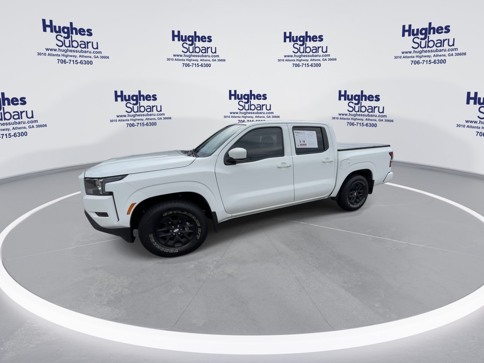 Used 2024 Glacier White Nissan SV image 6