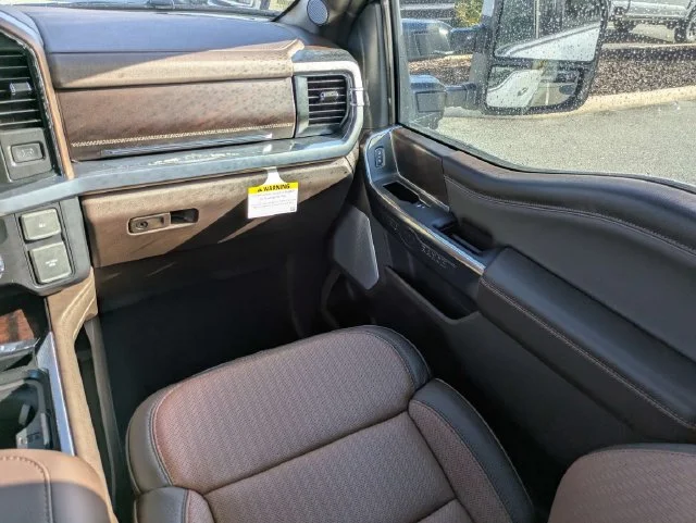 New 2026 Gray Ford King Ranch image 18