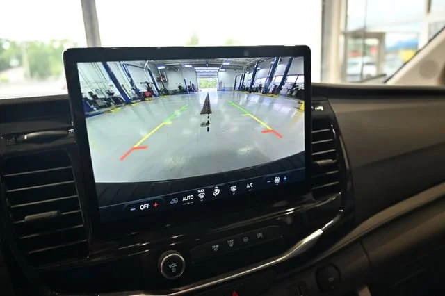 2024 Ford Transit Passenger Van XLT - Photo 19