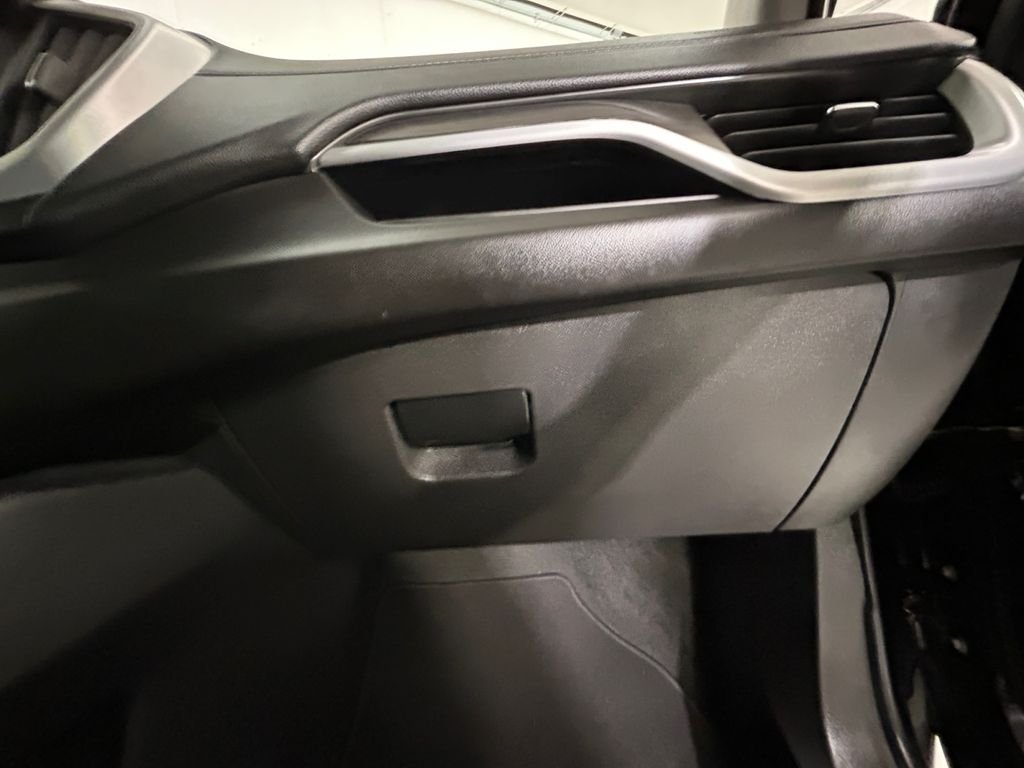 Used 2024 Black GMC SLE image 24