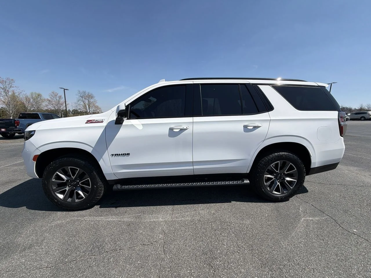Used 2024 Summit White Chevrolet Z71 image 5