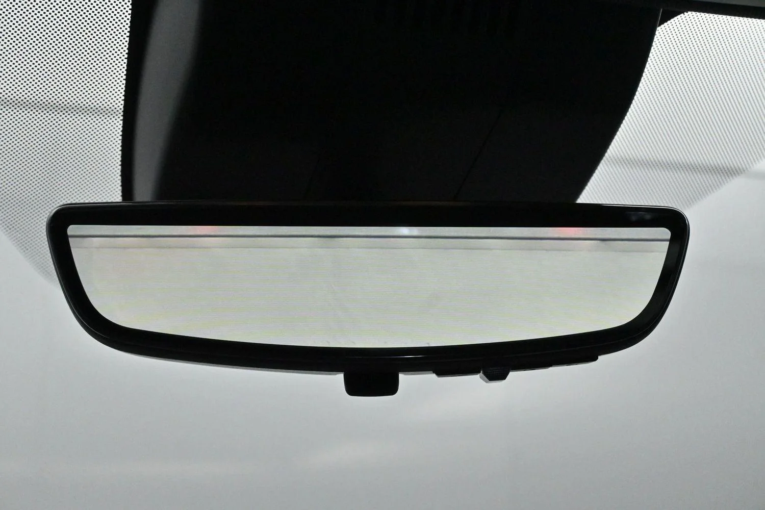 Used 2024 Summit White Chevrolet Premier image 25