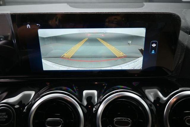 Used 2025 White Mercedes-Benz GLA 250 image 6