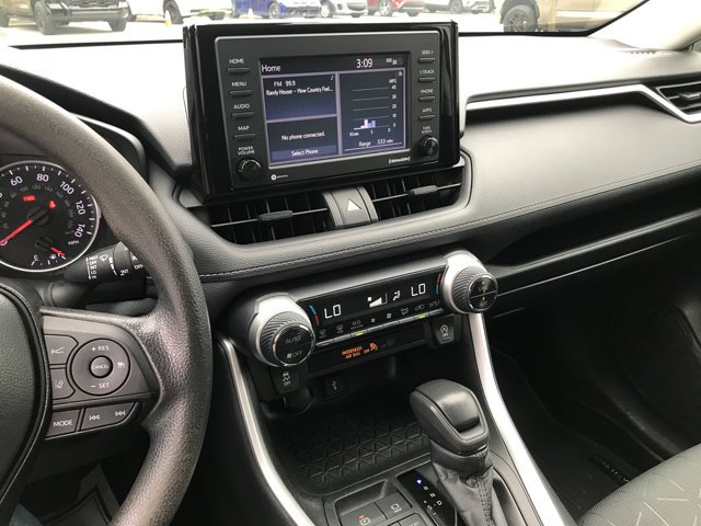 Used 2021 Silver Sky Metallic Toyota XLE image 18