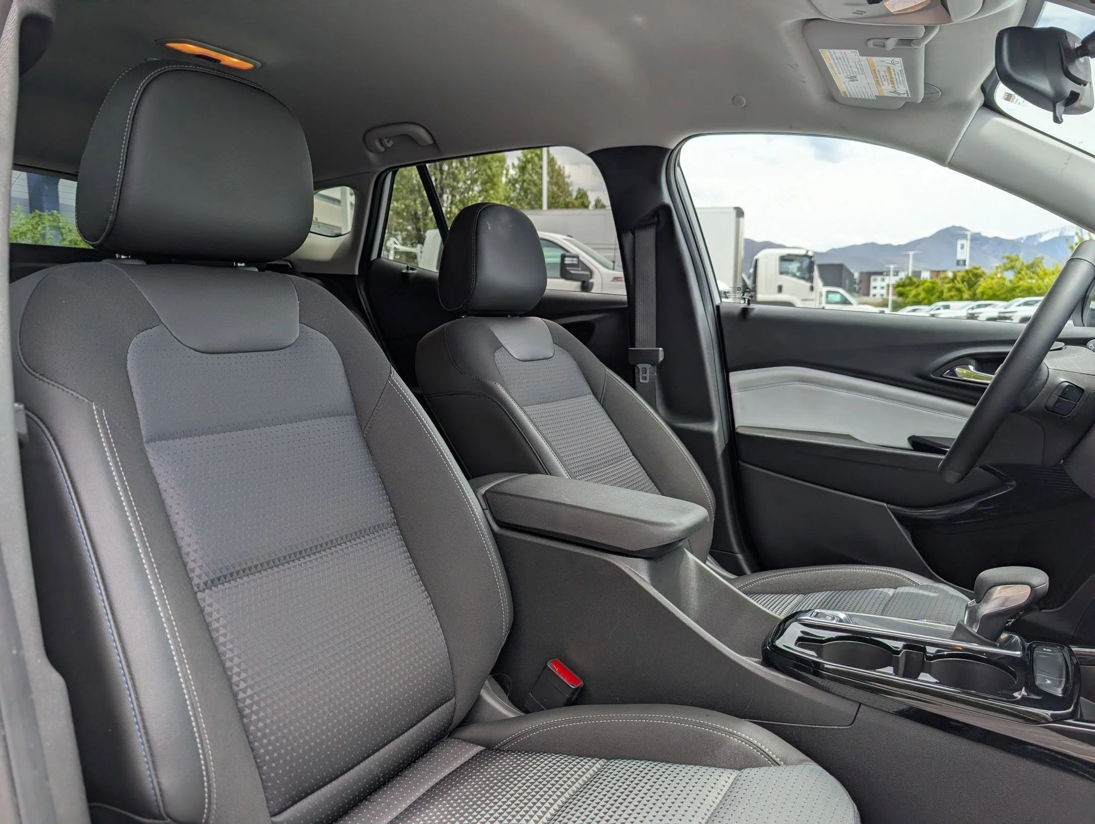 2024 Chevrolet Trax LT - Photo 26