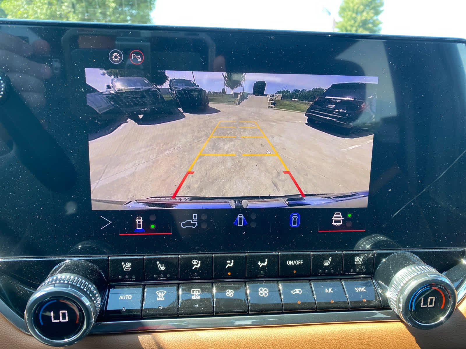2026 GMC Canyon AT4 - Photo 15