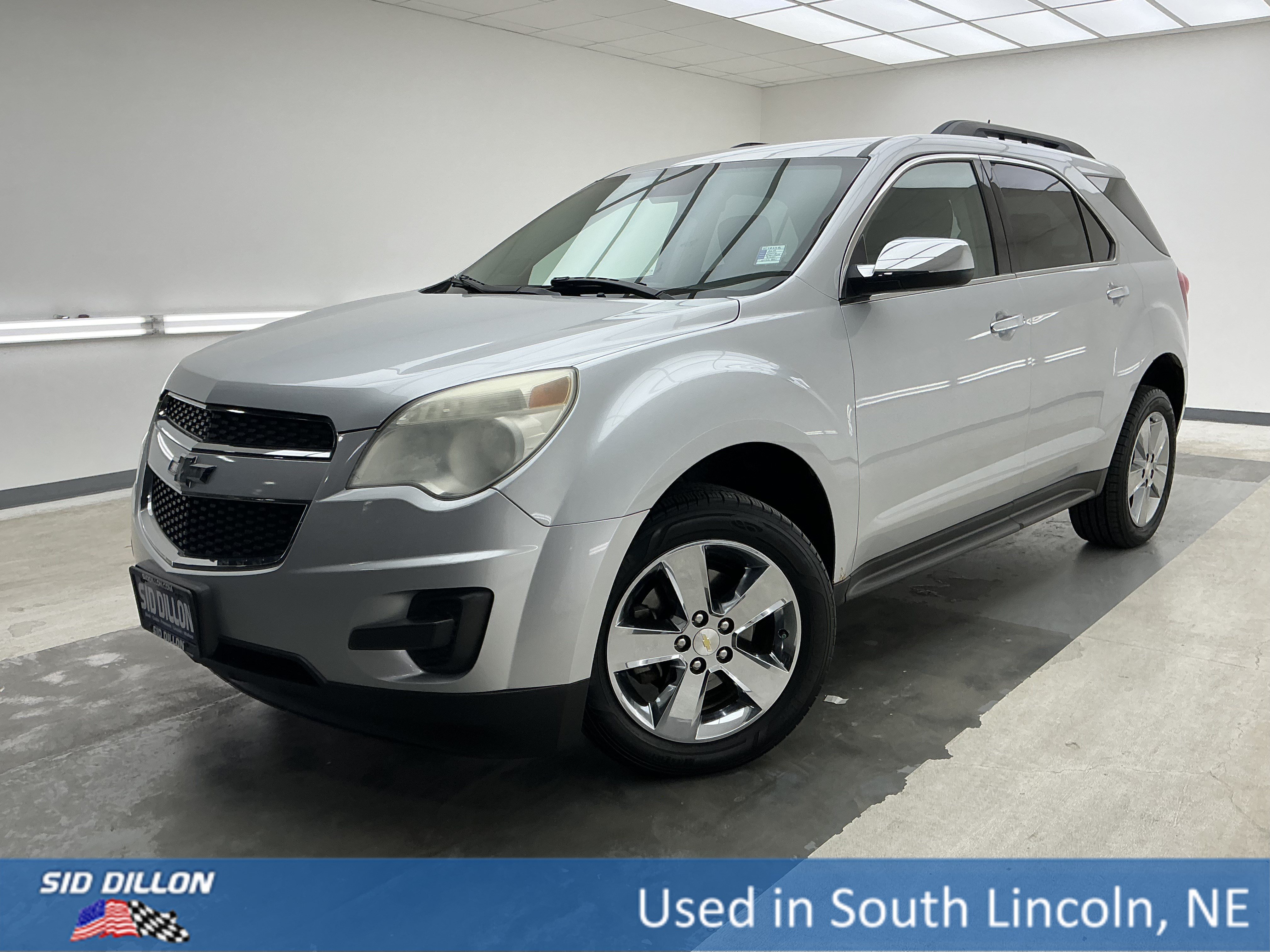 Used 2015 Silver Ice Metallic Chevrolet LT image 1