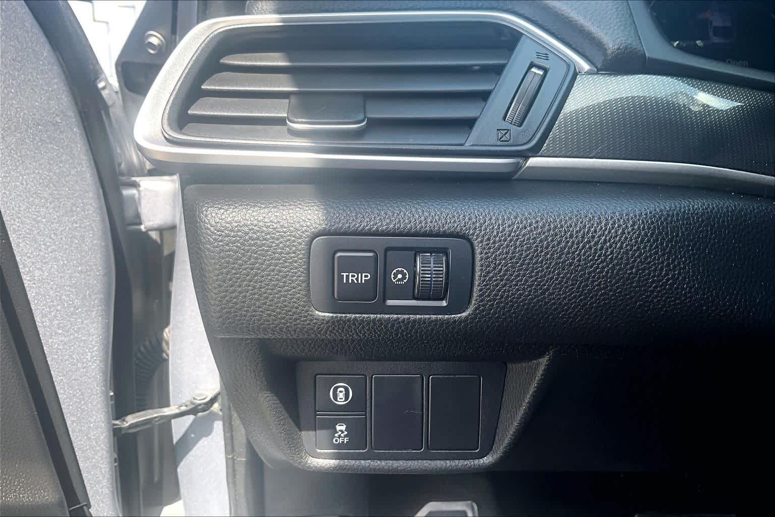 Used 2020 Lunar Silver Metallic Honda Sport image 36