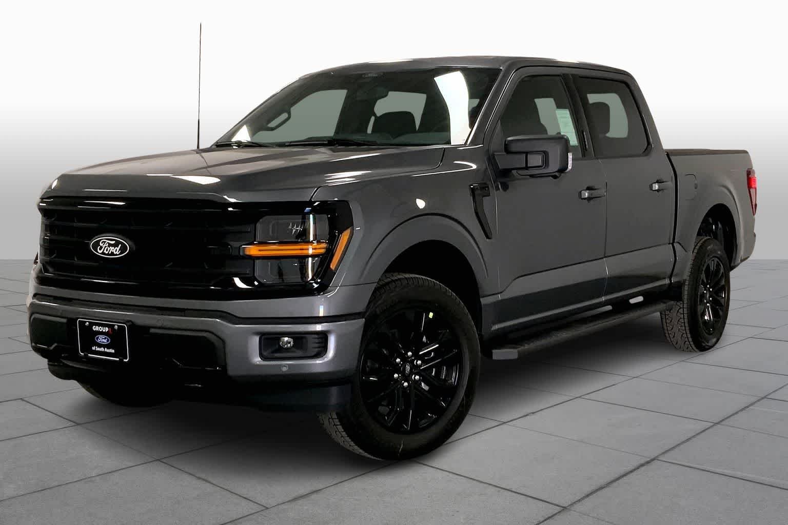 New 2026 Carbonized Gray Metallic Ford XLT image 20