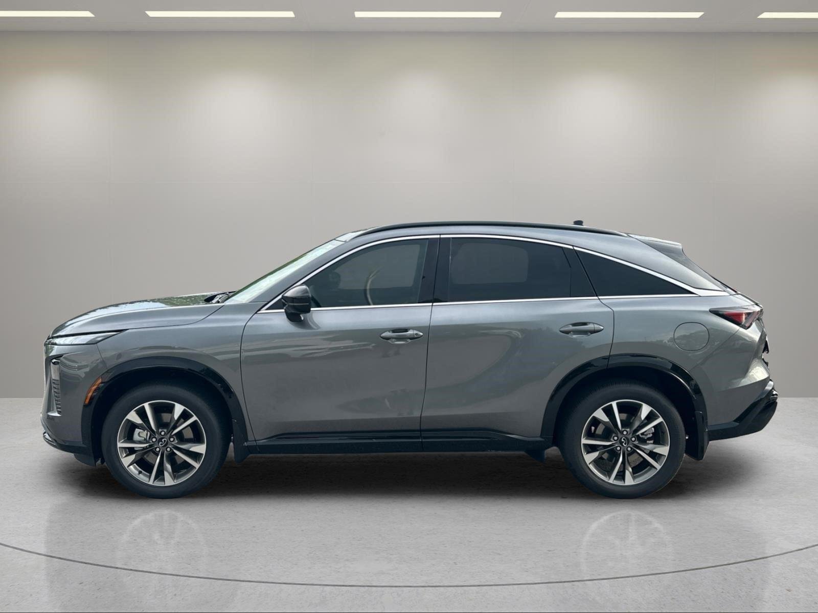 New 2027 GRAPHITE SHADOW INFINITI Luxe AWD image 2