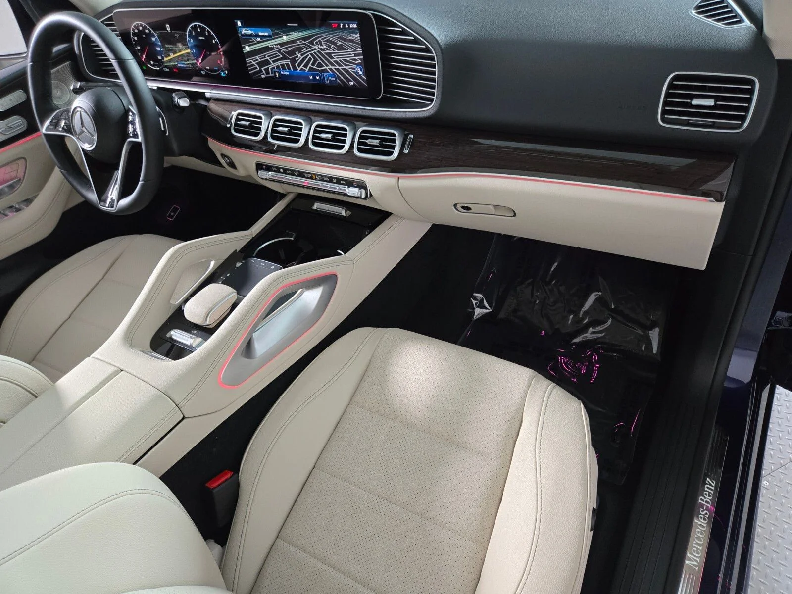 Used 2026 MANUFAKTUR Mystic Blue Metallic Mercedes-Benz GLE 450 image 19