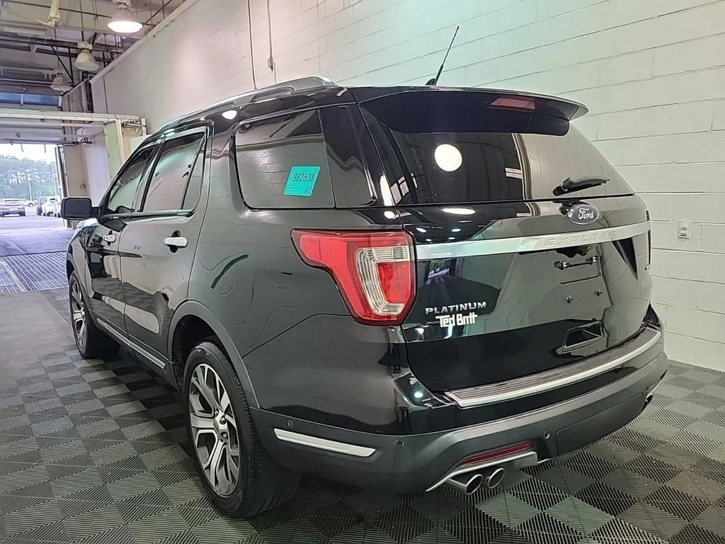 Used 2018 Black Ford Platinum image 11