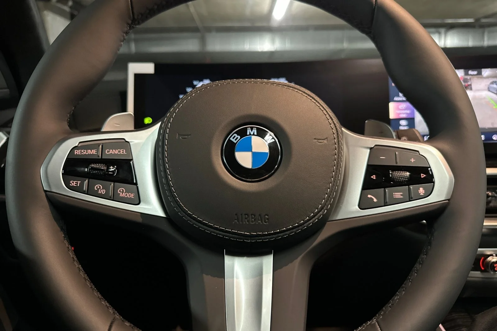 New 2026 Carbon Black Metallic BMW xDrive40i image 23