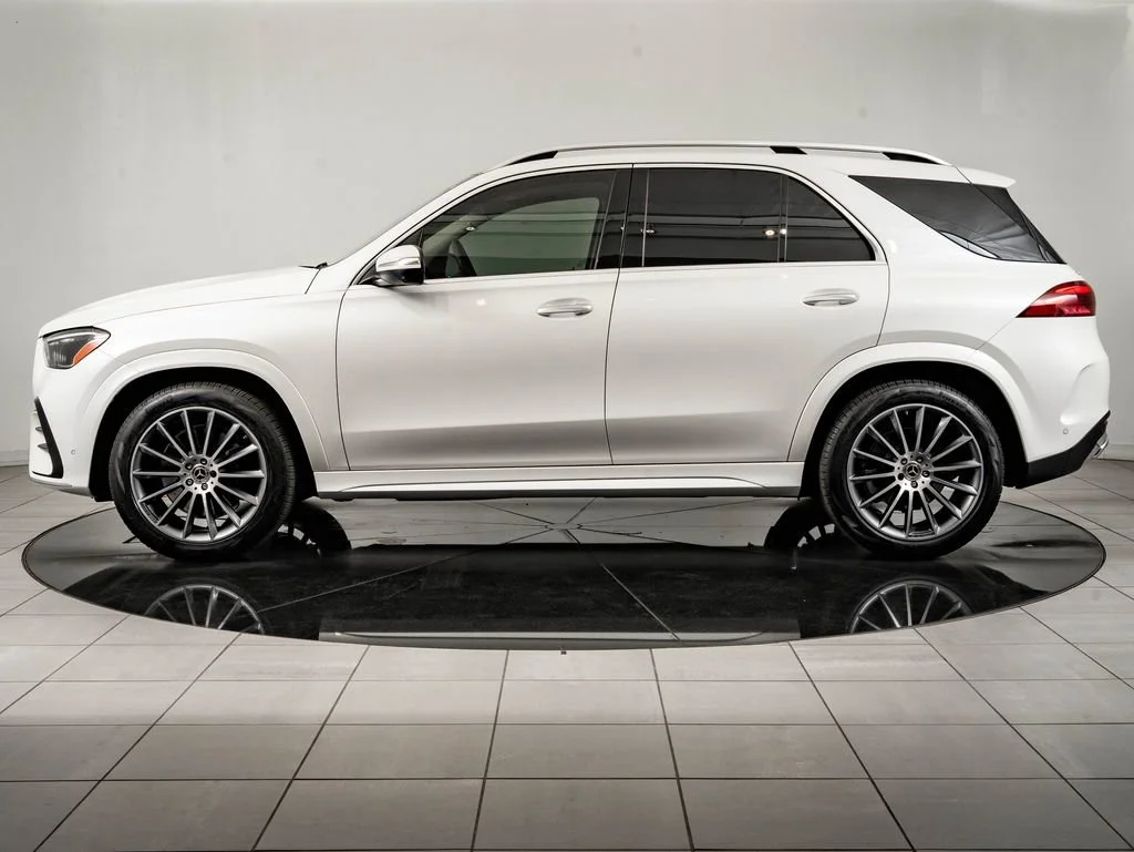 Used 2024 Manufaktur Diamond White Metallic Mercedes-Benz GLE 350 image 5