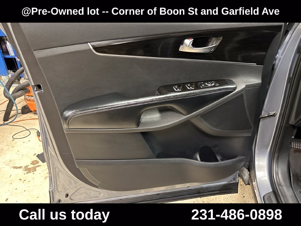 Used 2020 Silver Kia EX image 15