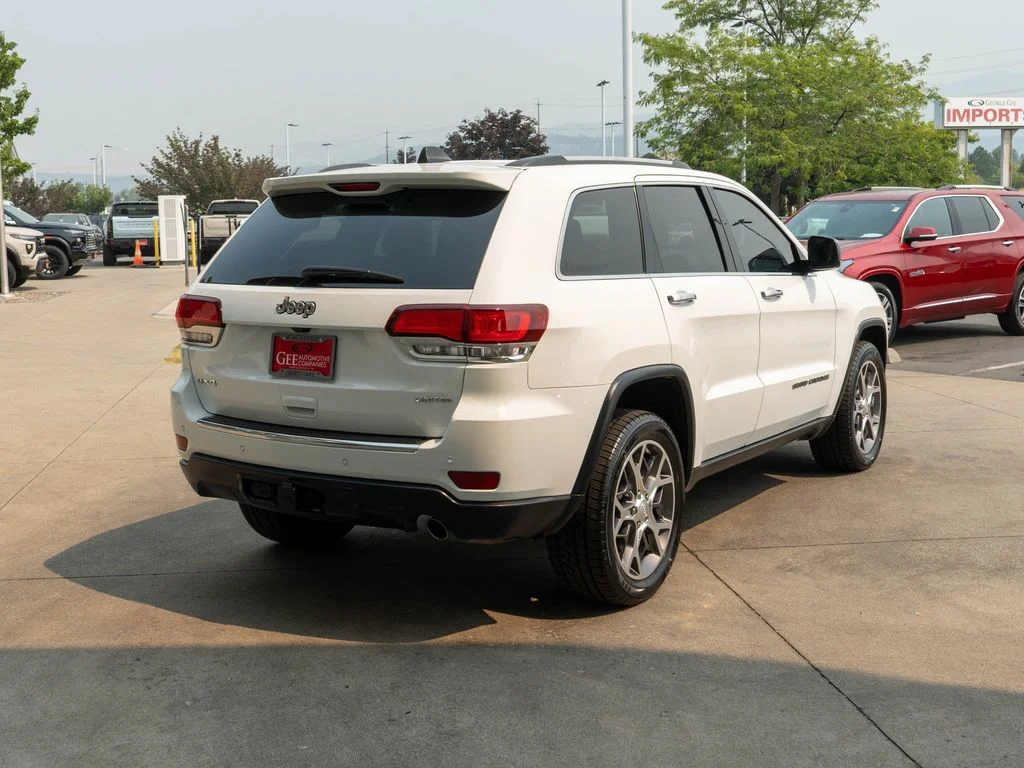Used 2021 White Jeep Limited image 7