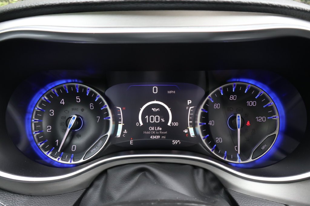 2024 Chrysler Pacifica Limited - Photo 29