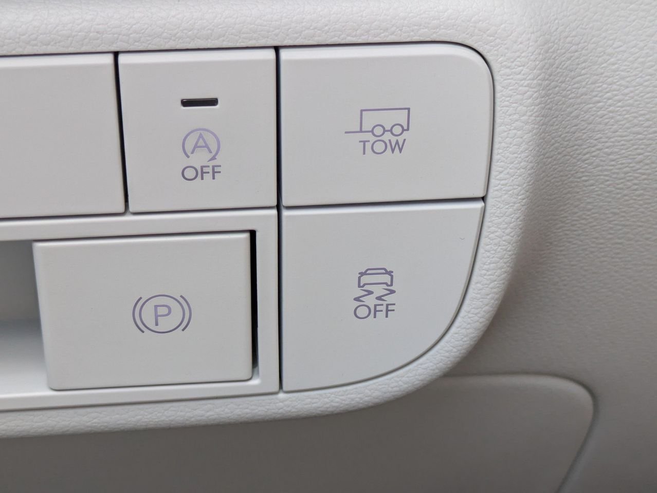 New 2027 Creamy White Pearl Hyundai SE FWD image 19