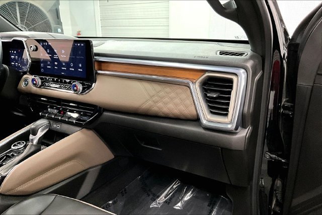 Used 2023 Onyx Black GMC Denali image 18