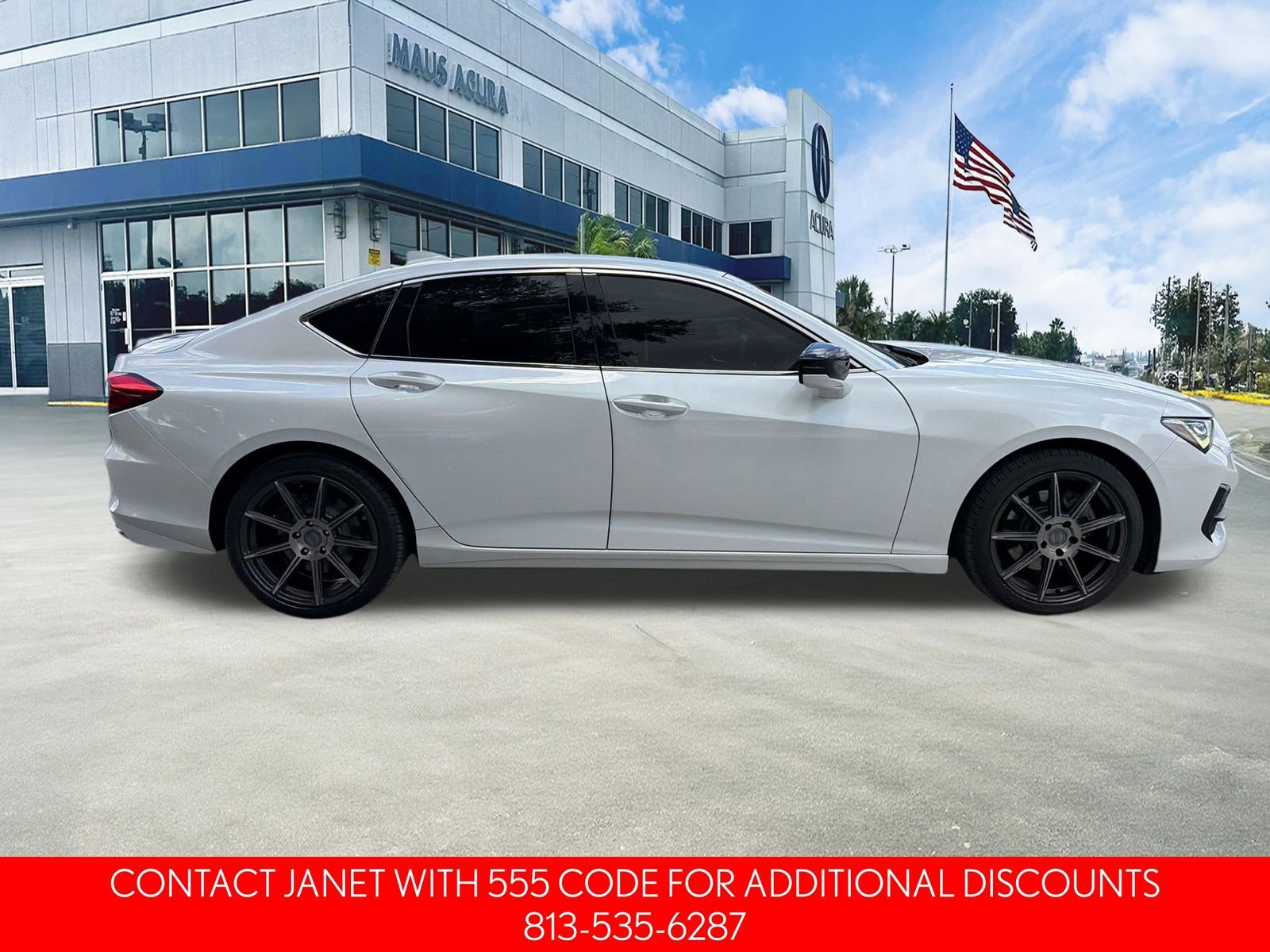Used 2021 Platinum White Pearl Acura Technology Package image 3