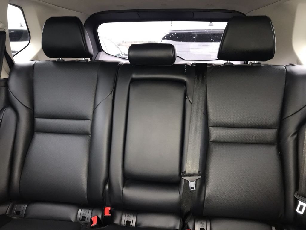 Certified Used 2023 Silver Nissan SV image 22
