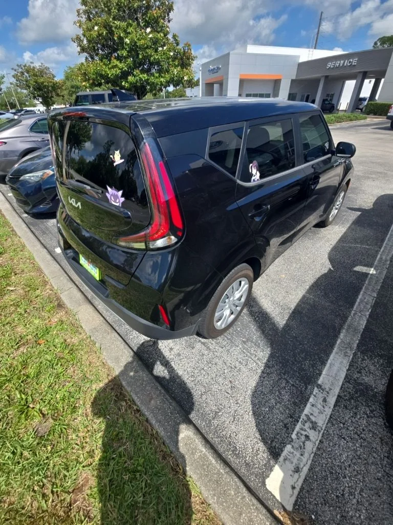Used 2023 Black Kia LX image 5