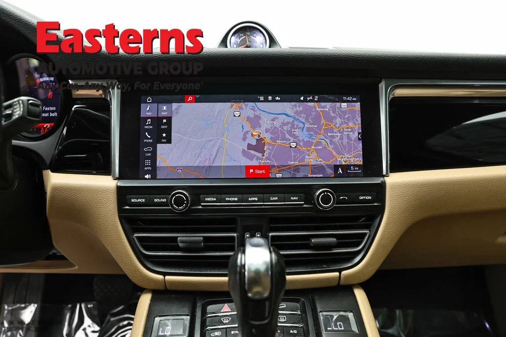 Used 2021 White Porsche Base image 12