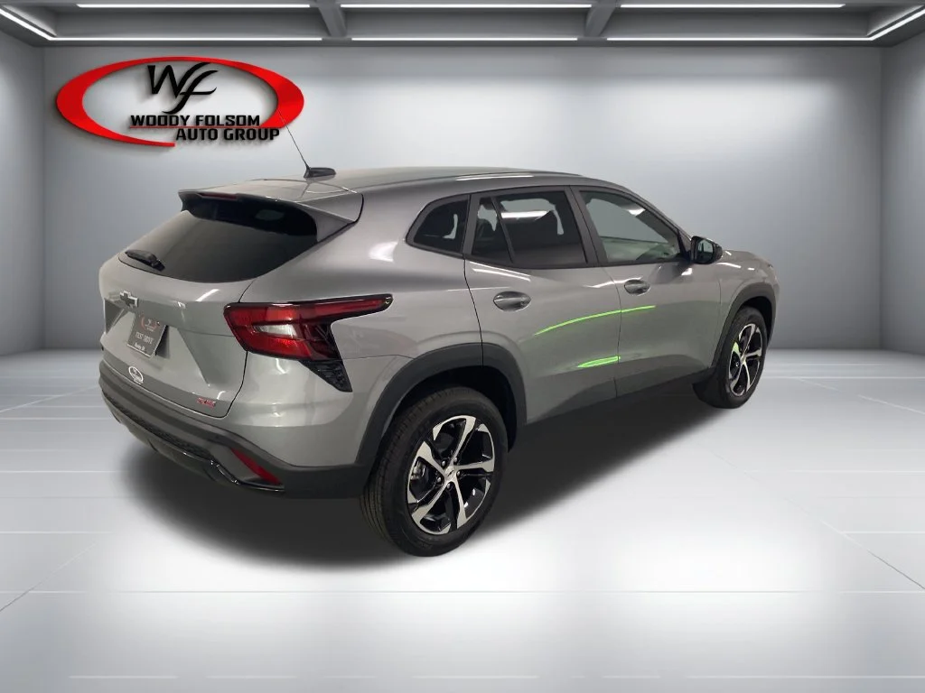 New 2026 Sterling Gray Metallic Chevrolet 1RS image 6