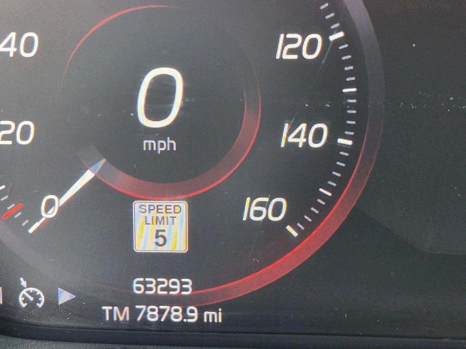 Used 2020 Gray Volvo R-Design image 10