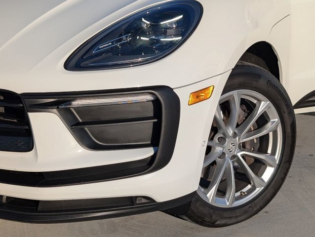 Used 2022 White Porsche  image 10