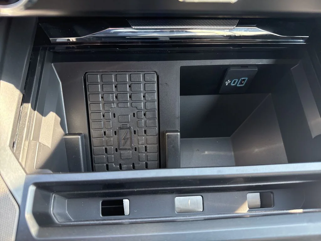 New 2026 Oxford White Ford F-250® Lariat® image 43