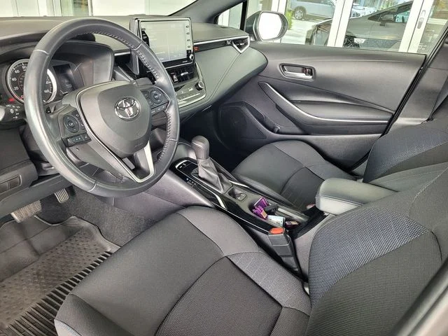 Used 2022 Silver Toyota SE image 10