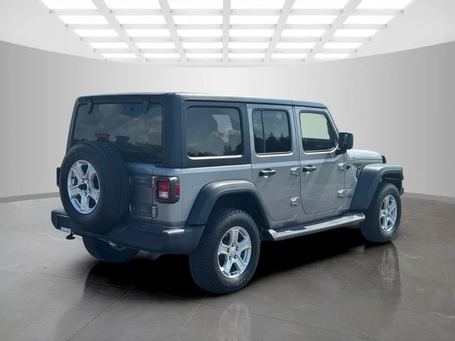 Certified Used 2020 Silver Jeep Unlimited Sport S image 7