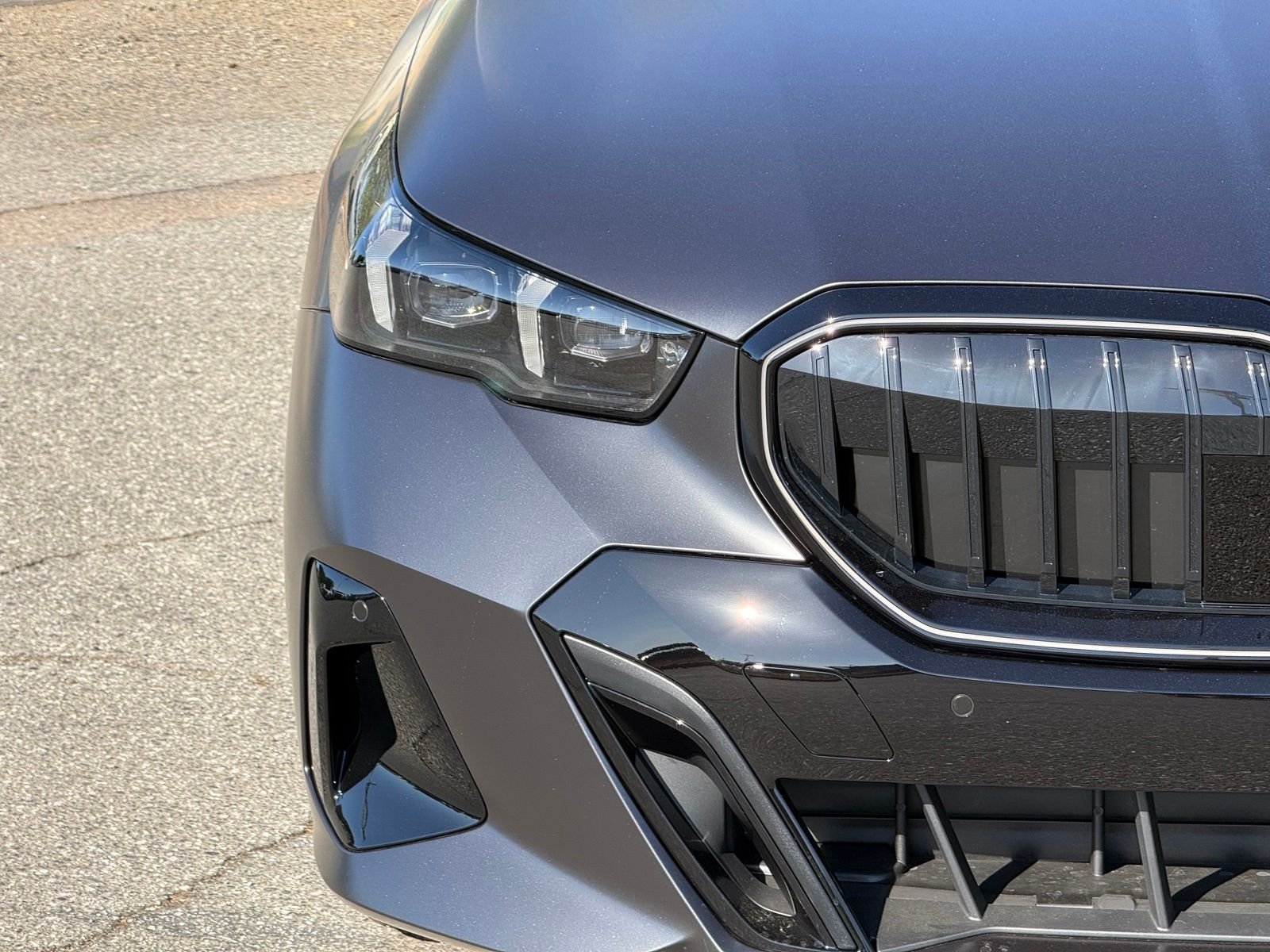 New 2027 Gray BMW eDrive40 image 13