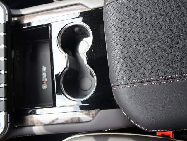 2026 GMC Yukon XL Elevation - Photo 32