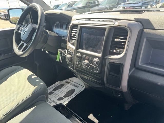 2019 RAM Ram 1500 Classic Express - Photo 28