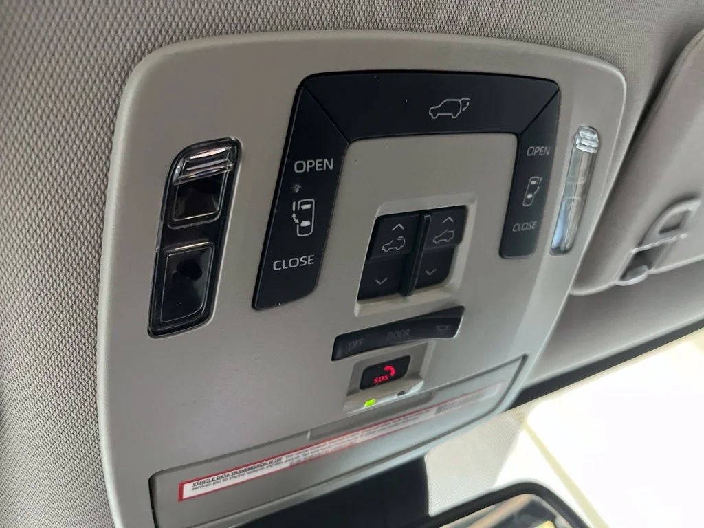 Used 2022 Gray Toyota XLE image 18